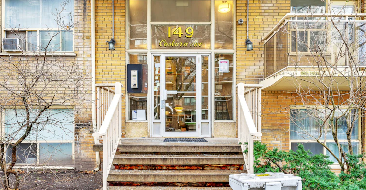 208-149 Cosburn Avenue, Toronto, ON, M4J 2L1 - 8