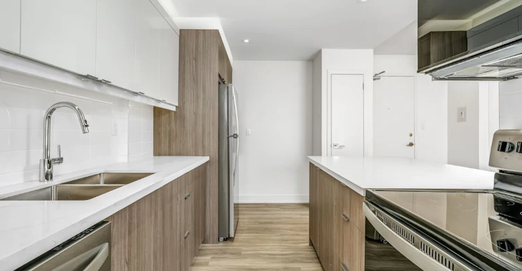 0807-287 Markland Drive, Toronto, ON, M9C 1R6 - 3