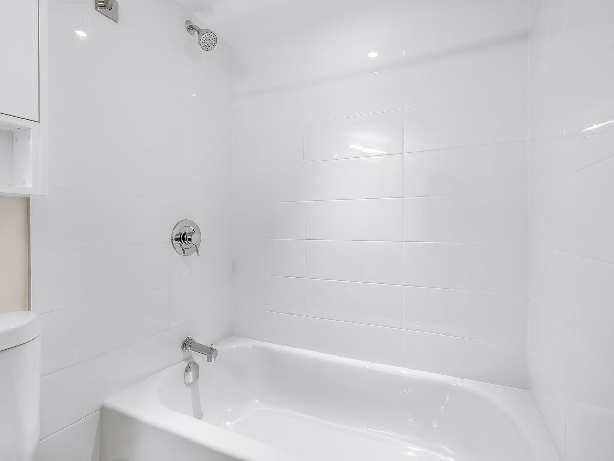 PH09-287 Markland Drive, Toronto, ON, M9C 1R6 - 10