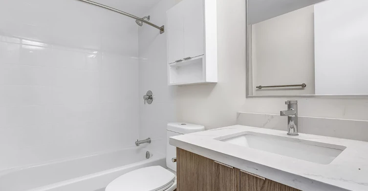0204-8 Lomond Drive, Toronto, ON, M8X 2W3 - 9