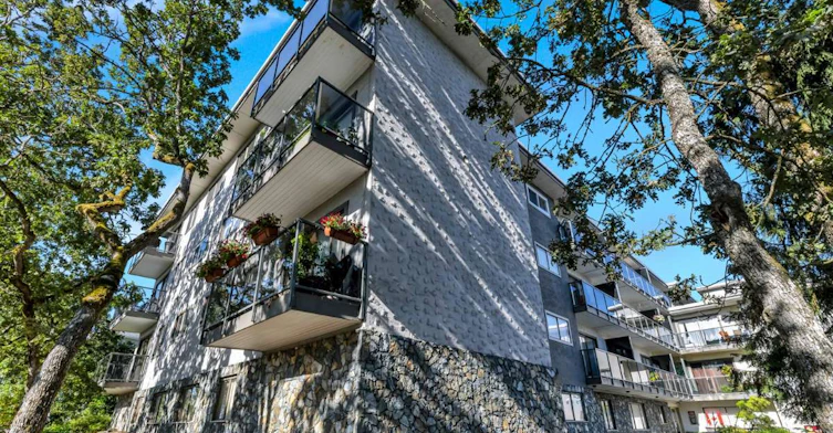 3244 Quadra Street, Saanich, BC, V8X 1G2 - 3