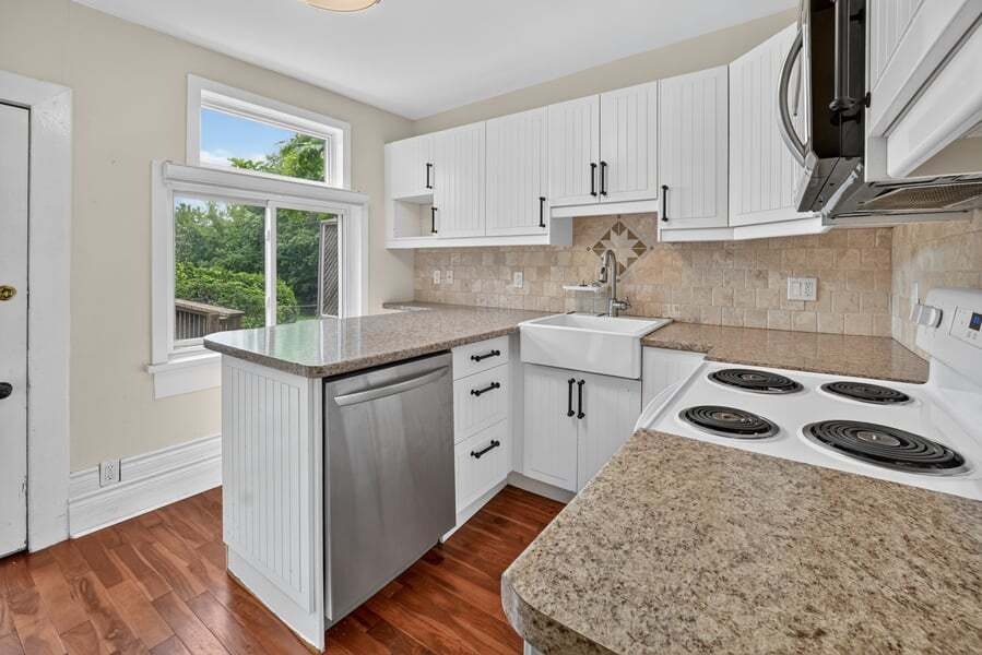 1-19 Desjardins Avenue, Ottawa, ON, K1N 5N8 - 2