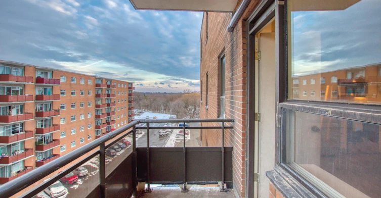 209-2293 Eglinton East, Toronto, ON, M1K 2C5 - 12