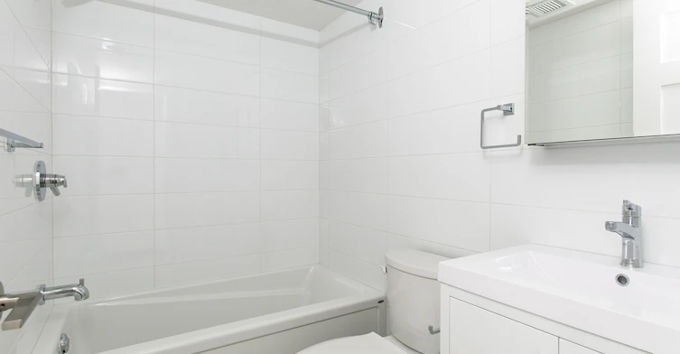 3605 Saint Urbain Rue, Montréal, QC, H2X 2P1 - 13