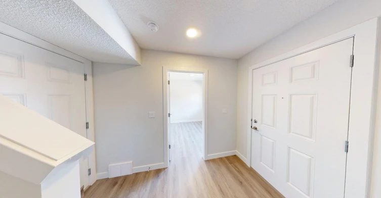 93-3640 139 Avenue Northwest, Edmonton, AB, T5Y 3N5 - 99