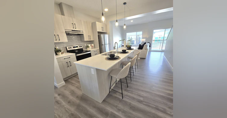 93-3640 139 Avenue Northwest, Edmonton, AB, T5Y 3N5 - 2