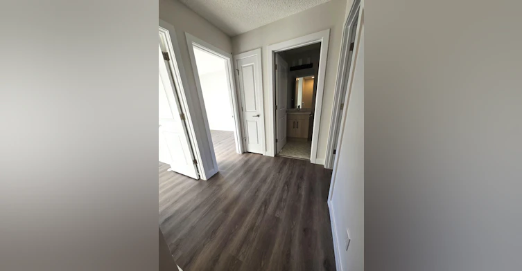 3640 139 Avenue Northwest, Edmonton, AB, T5Y 3N5 - 74