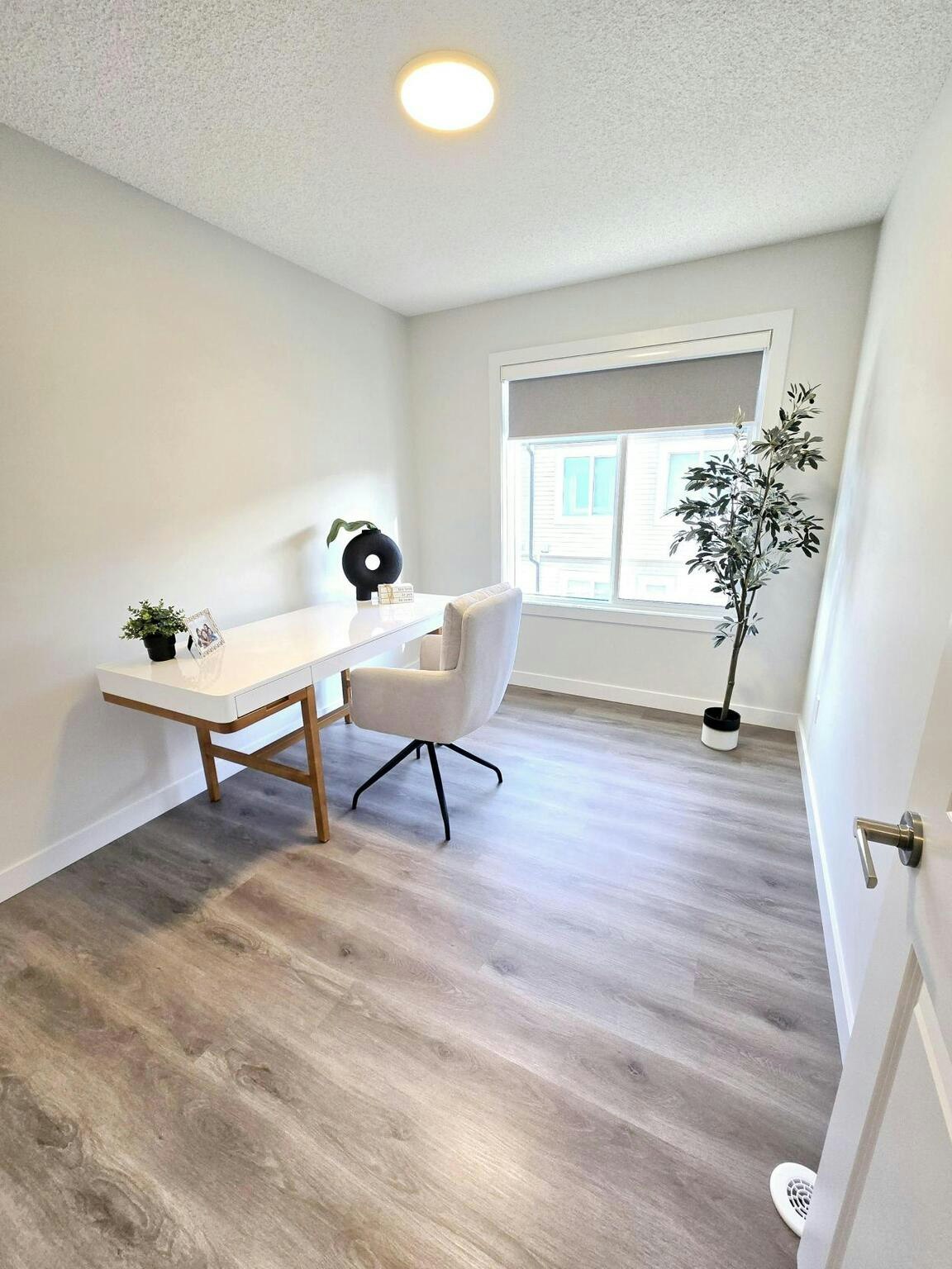 3640 139 Avenue Northwest, Edmonton, AB, T5Y 3N5 - 11