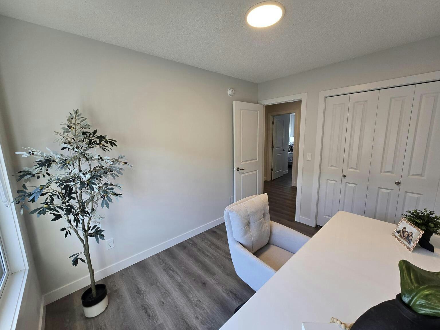 3640 139 Avenue Northwest, Edmonton, AB, T5Y 3N5 - 12