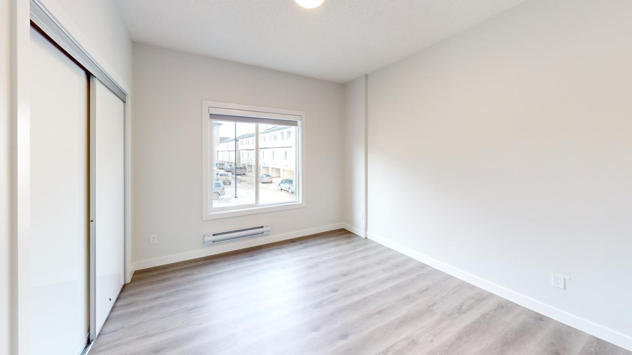 3640 139 Avenue Northwest, Edmonton, AB, T5Y 3N5 - 44