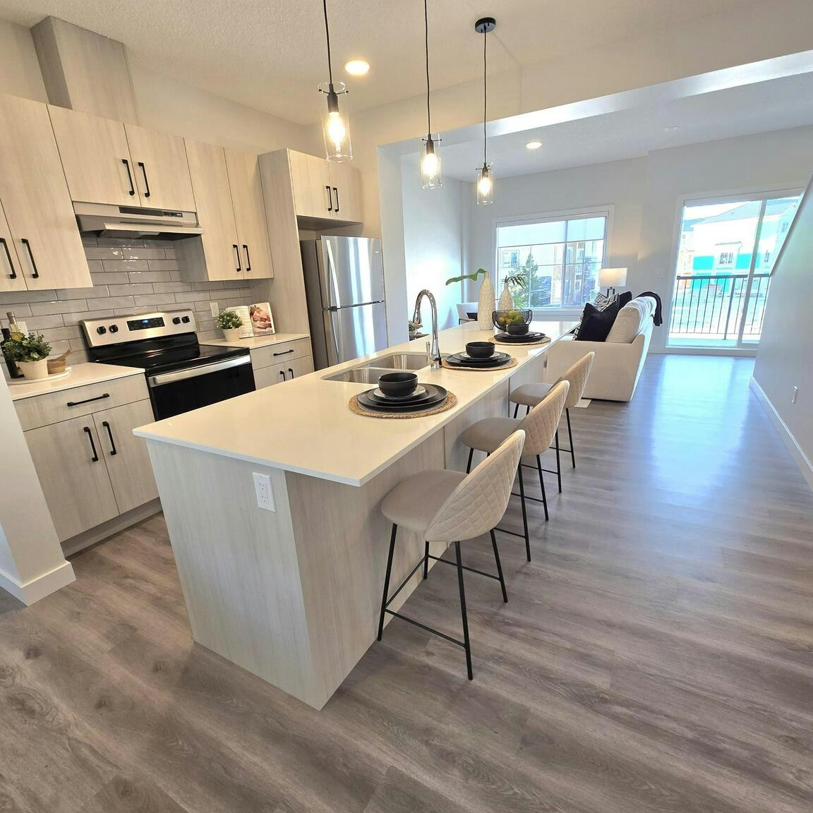 3640 139 Avenue Northwest, Edmonton, AB, T5Y 3N5 - 2