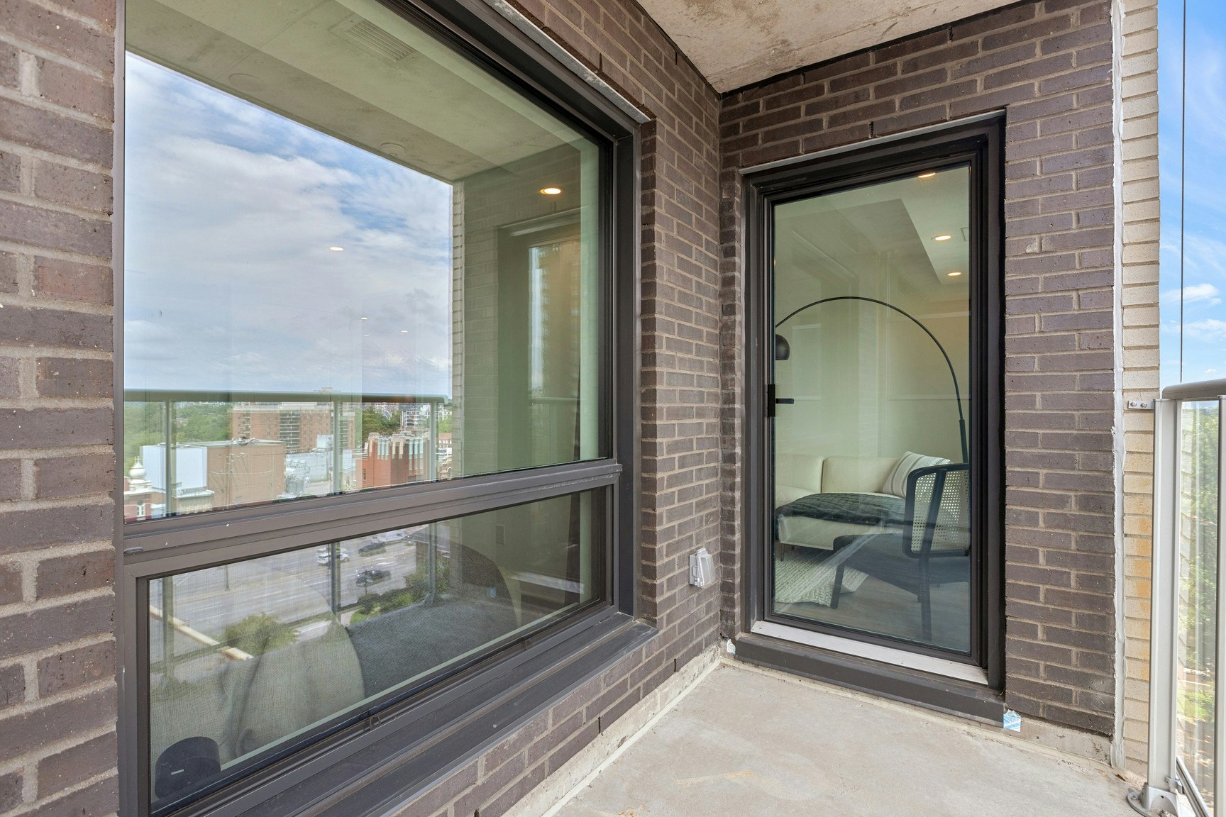 265 Rideau Street, Ottawa, ON, K1N 0G7 - 8