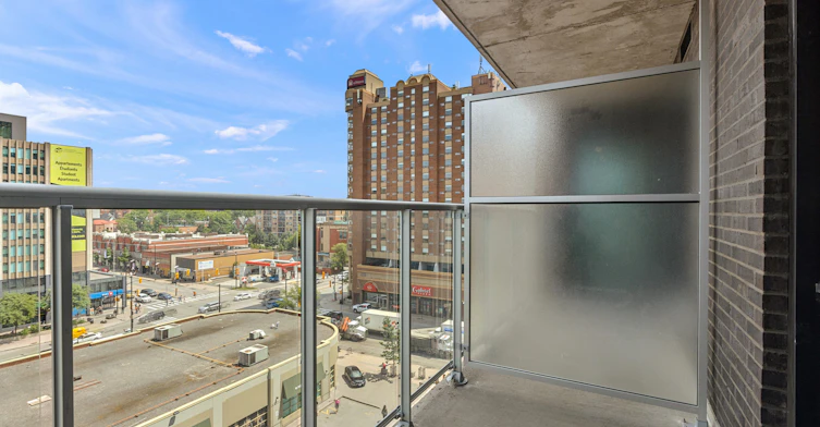 265 Rideau Street, Ottawa, ON, K1N 0G7 - 9