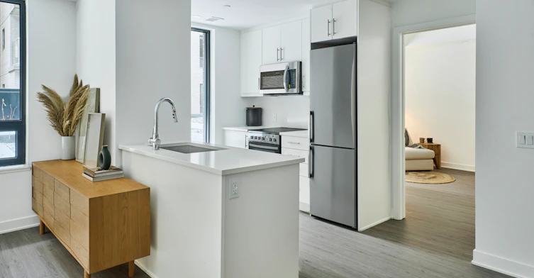 1111-265 Rideau Street, Ottawa, ON, K1N 0G7 - 2