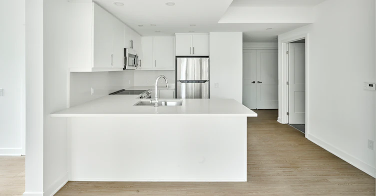 1307-265 Rideau Street, Ottawa, ON, K1N 0G7 - 4