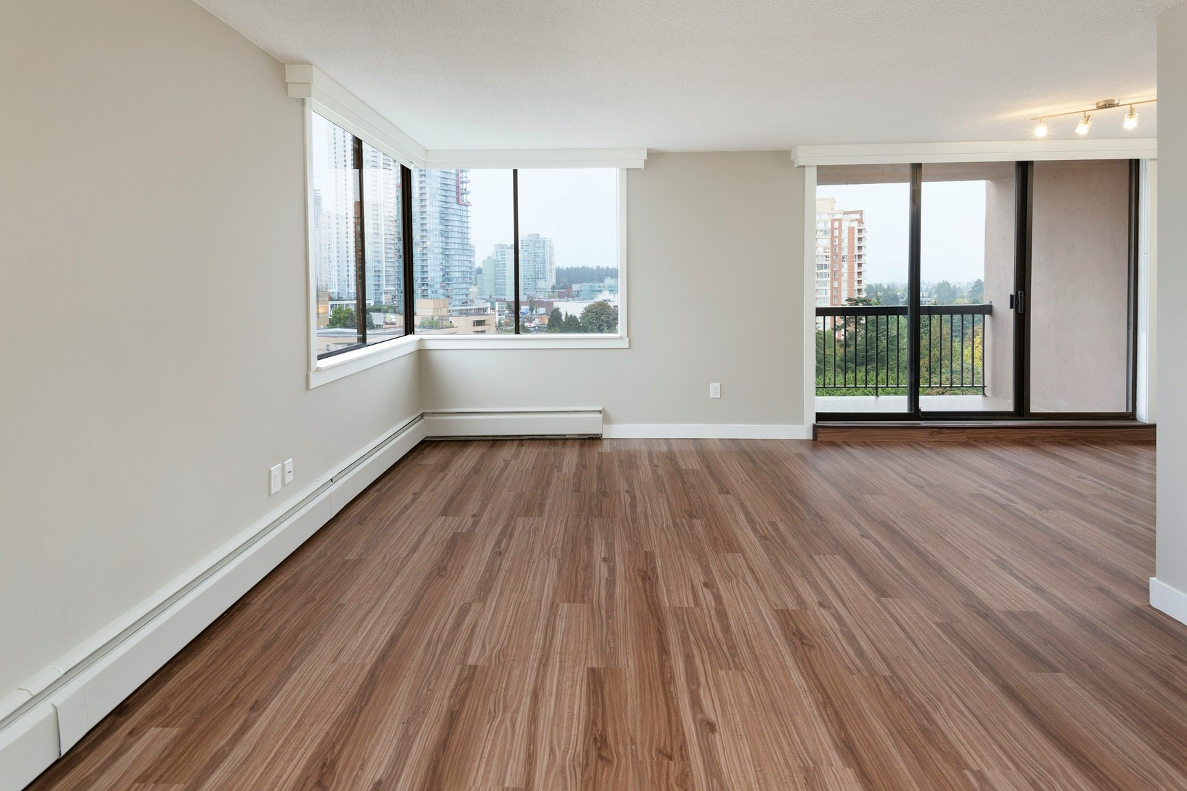 0804-N-4769 Hazel Street, Burnaby, BC, V5H 1S7 - 6