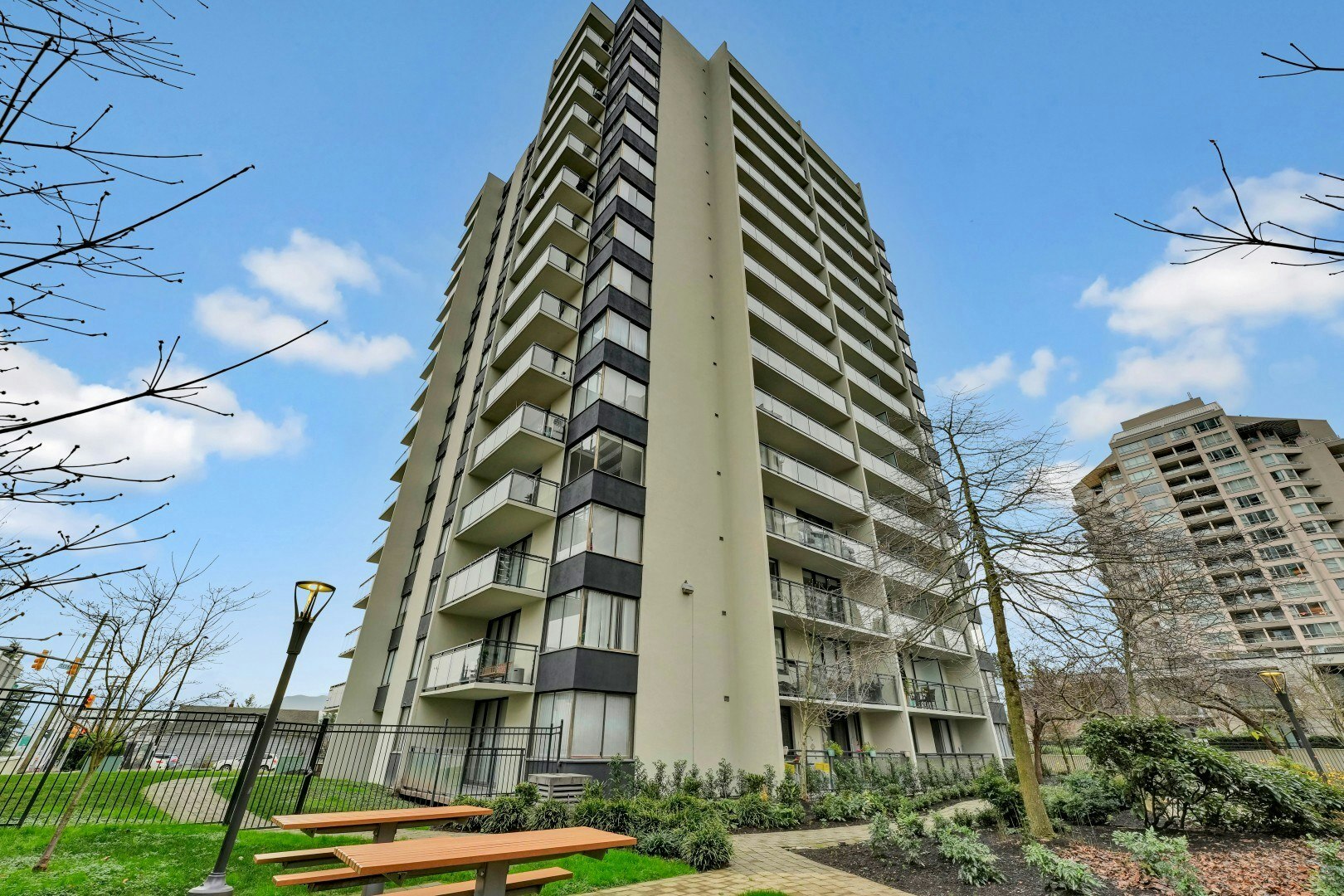0804-N-4769 Hazel Street, Burnaby, BC, V5H 1S7 - 4