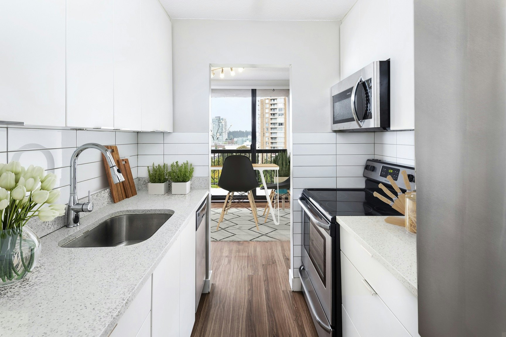 1407-S-4769 Hazel Street, Burnaby, BC, V5H 1S7 - 9