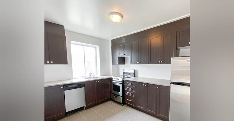 21-255 Stewart Street, Ottawa, ON, K1N 6K3