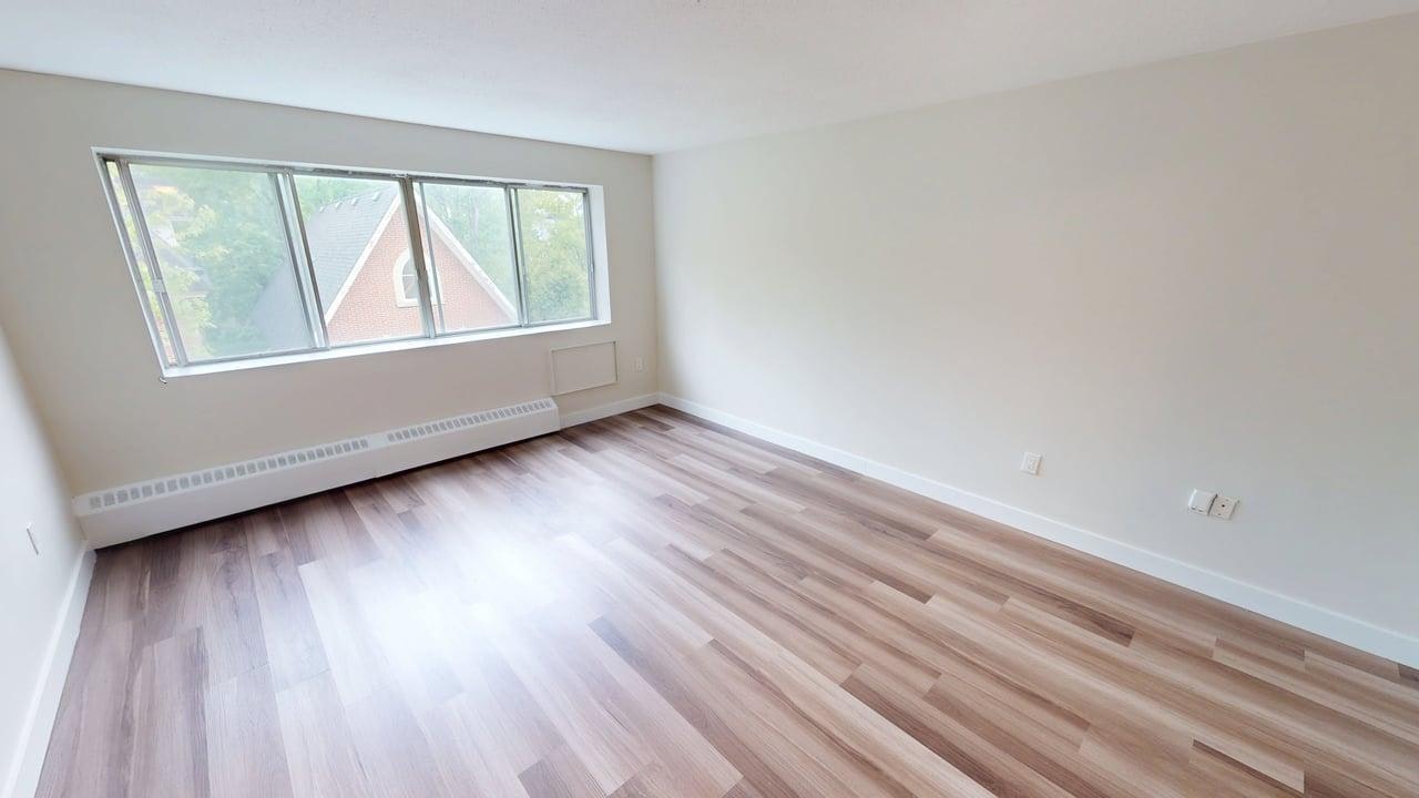 32-255 Stewart Street, Ottawa, ON, K1N 6K3 - 2