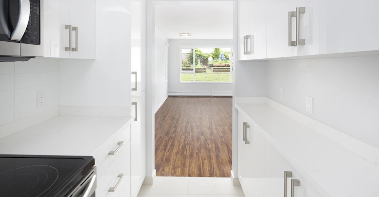 412-2475 West Broadway Street, Vancouver, BC, V6K 2E8 - 7