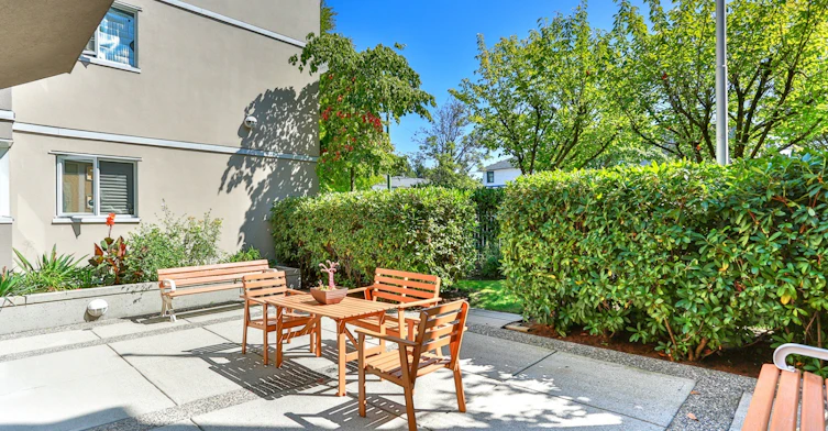 109-2475 West Broadway Street, Vancouver, BC, V6K 2E8 - 13