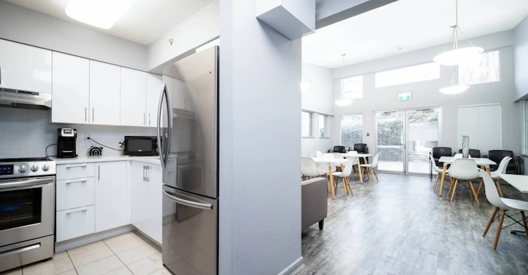 109-2475 West Broadway Street, Vancouver, BC, V6K 2E8 - 16