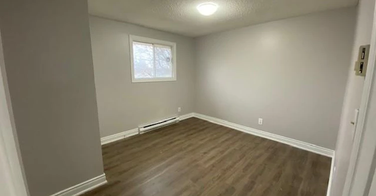 9 Weller Avenue, Kingston, ON, K7K 2T1 - 7