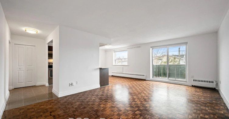 2300 Marine Drive, Oakville, ON, L6L 1C3 - 5