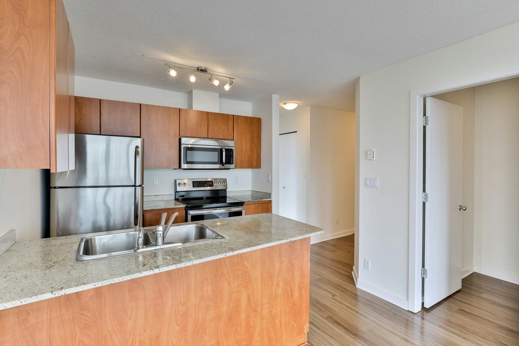 1206-980-930 Seymour Street, Vancouver, BC, V6B 1B4 - 22