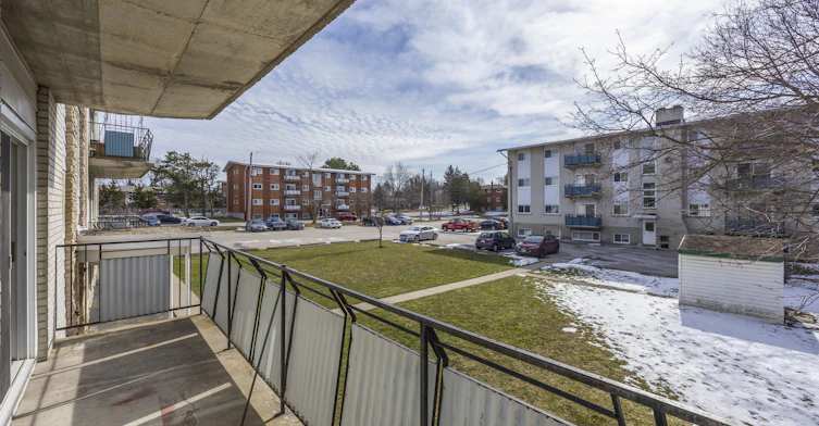 8 Brant Avenue, Guelph, ON, N1E 1E7 - 10