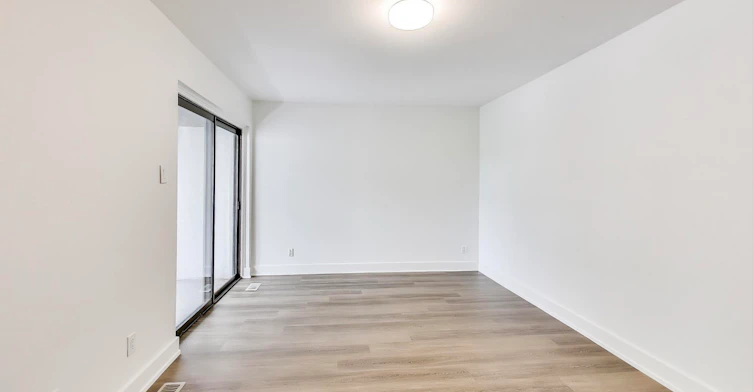 25-400 Woodsworth Road, Toronto, ON, M2L 2T9 - 9