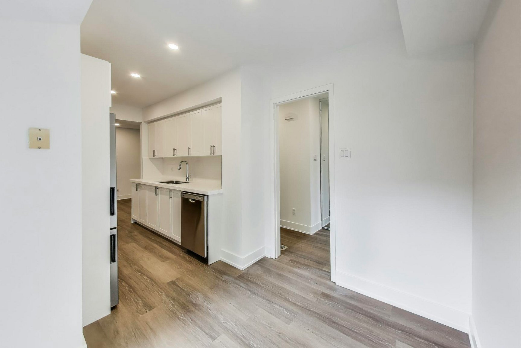 25-400 Woodsworth Road, Toronto, ON, M2L 2T9 - 6