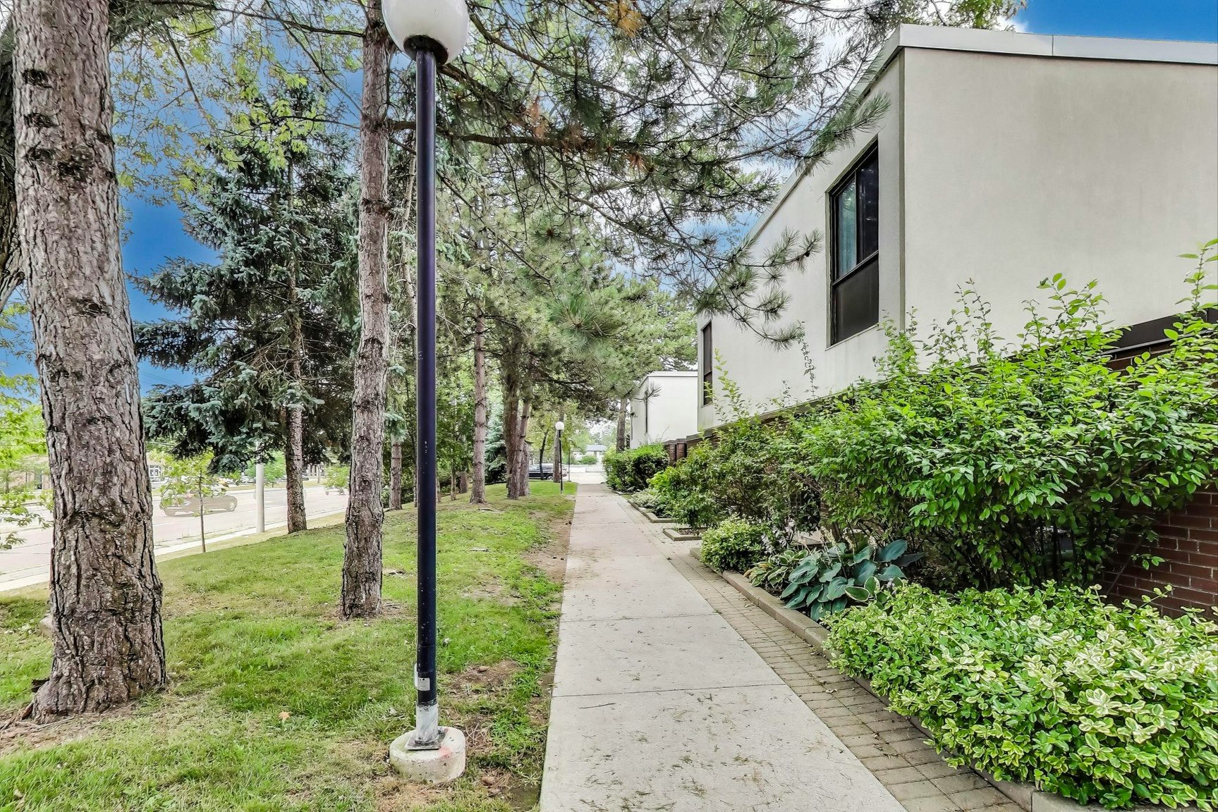 25-400 Woodsworth Road, Toronto, ON, M2L 2T9 - 29