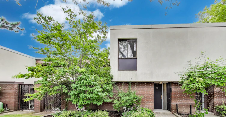 25-400 Woodsworth Road, Toronto, ON, M2L 2T9 - 24