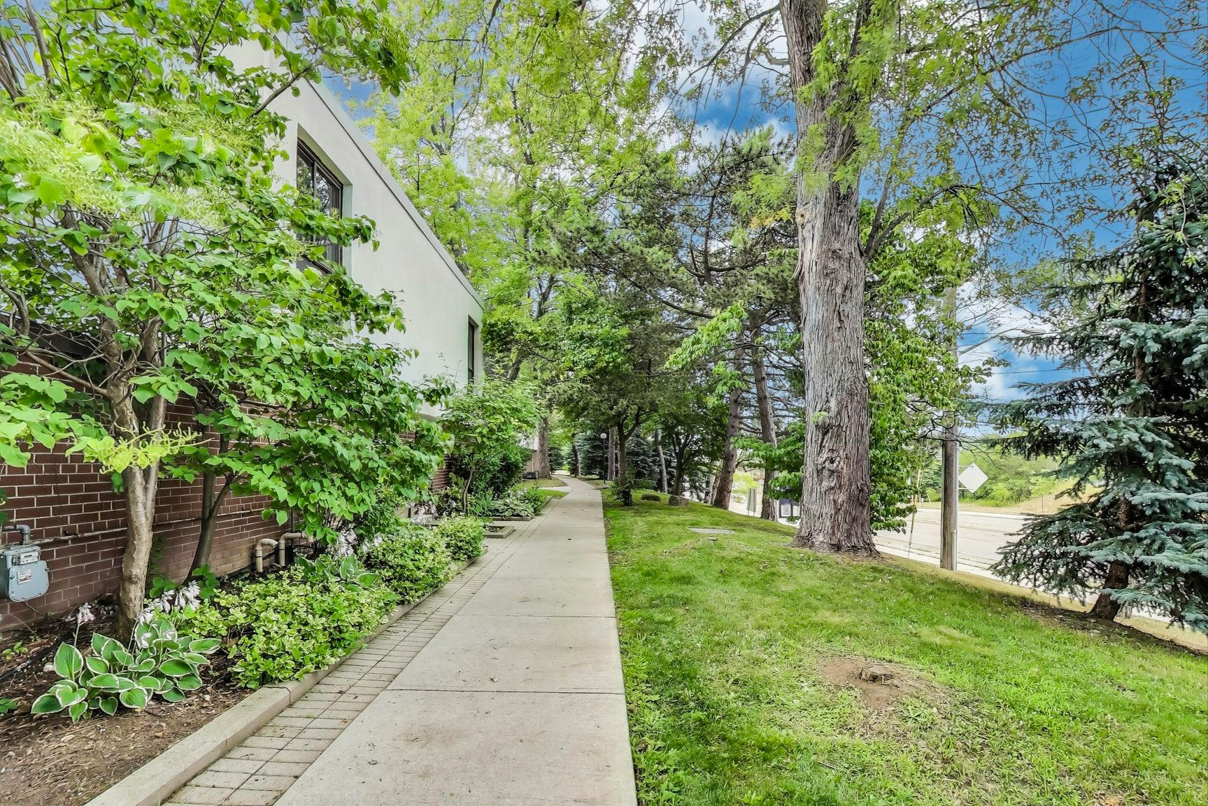 25-400 Woodsworth Road, Toronto, ON, M2L 2T9 - 28
