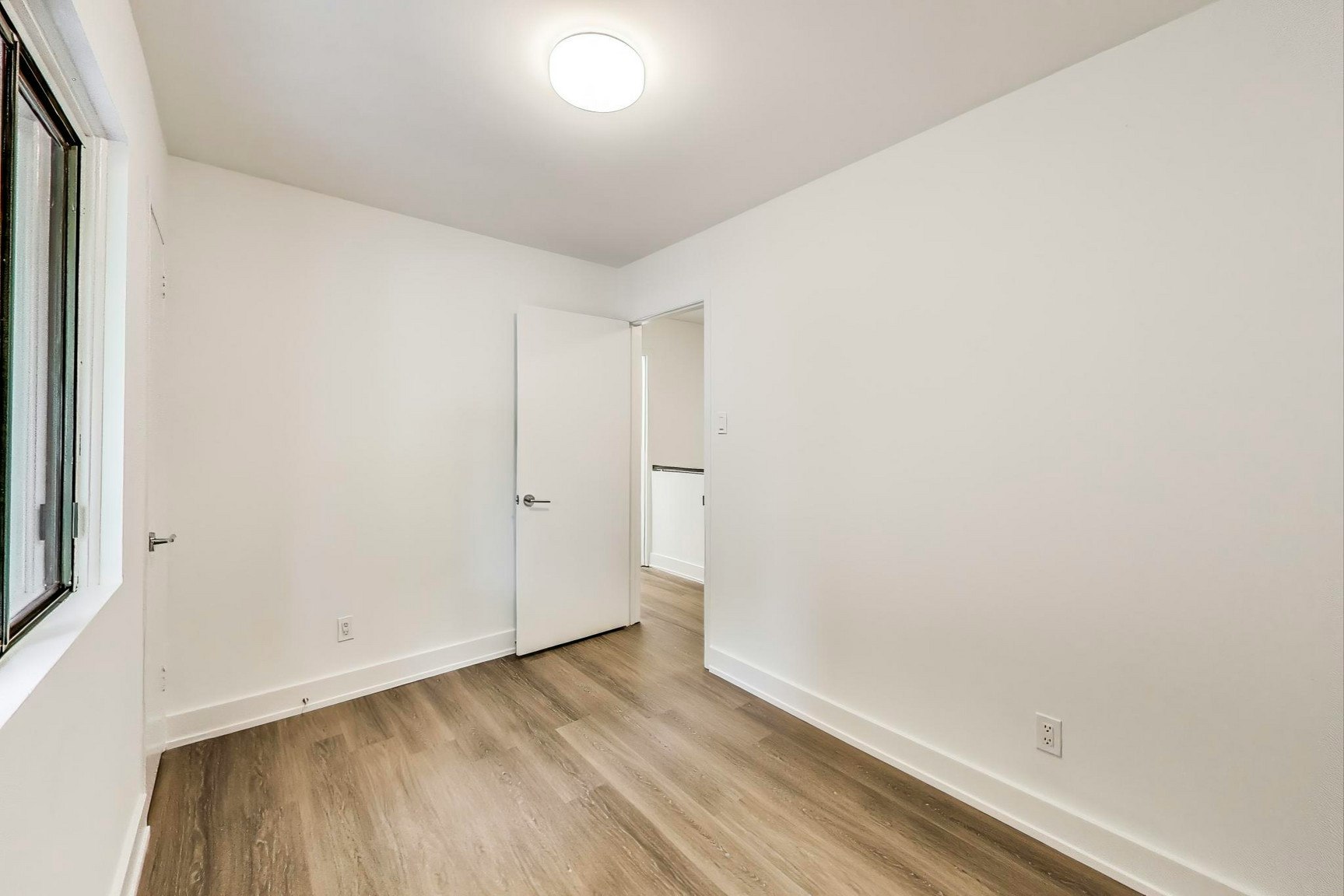 25-400 Woodsworth Road, Toronto, ON, M2L 2T9 - 17