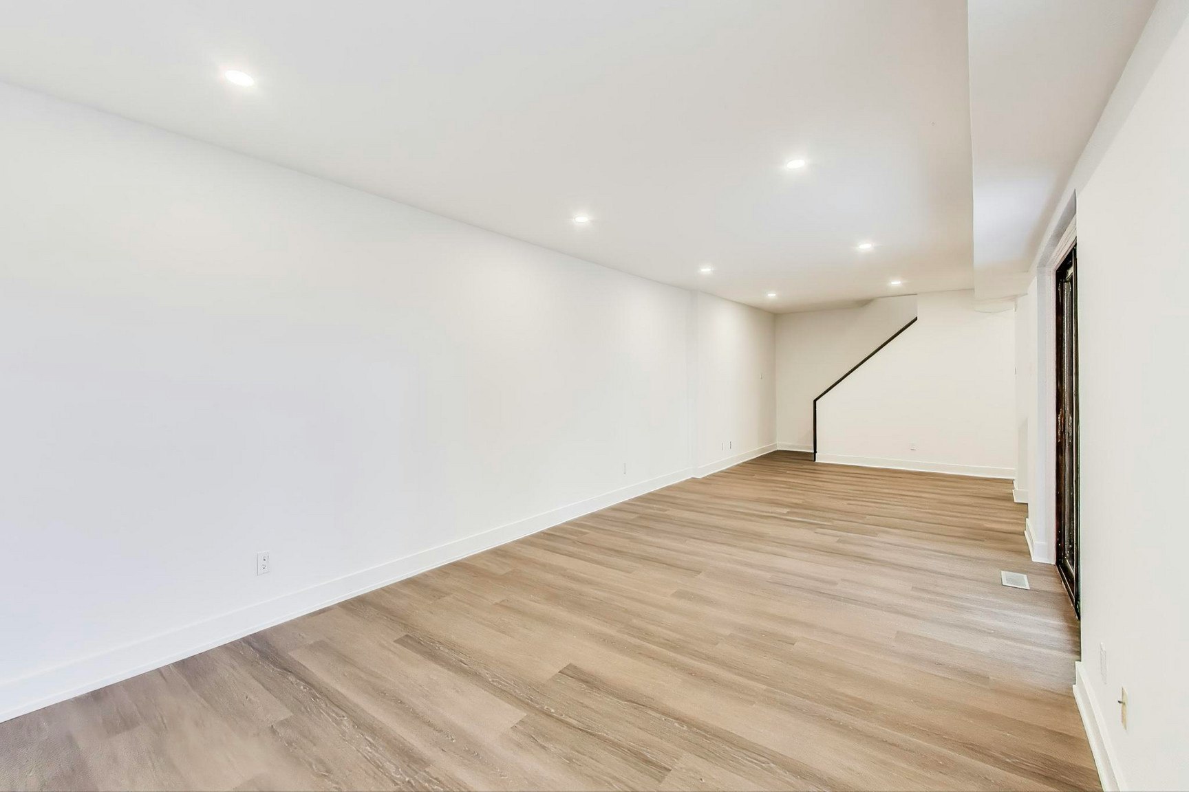 25-400 Woodsworth Road, Toronto, ON, M2L 2T9 - 5