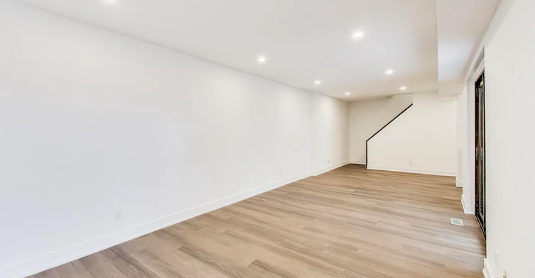 25-400 Woodsworth Road, Toronto, ON, M2L 2T9 - 5