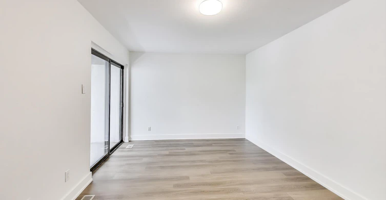 57-400 Woodsworth Road, Toronto, ON, M2L 2T9 - 9