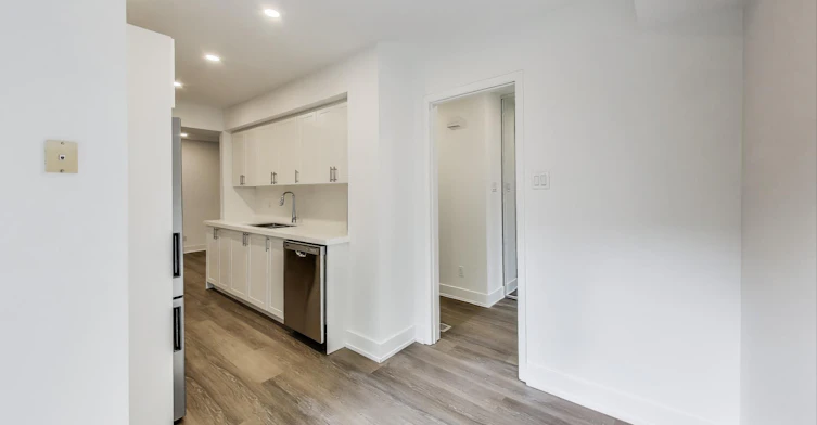 57-400 Woodsworth Road, Toronto, ON, M2L 2T9 - 6