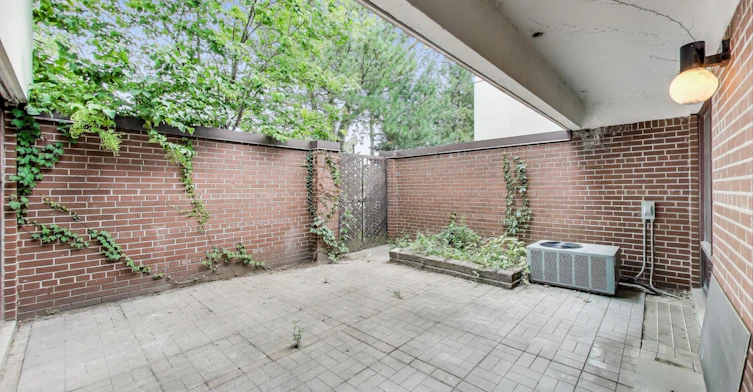 67-400 Woodsworth Road, Toronto, ON, M2L 2T9 - 23
