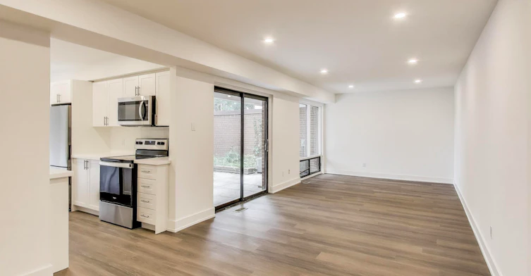 67-400 Woodsworth Road, Toronto, ON, M2L 2T9 - 3