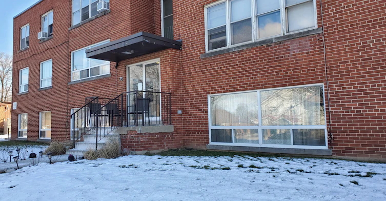 73 Lovilla Boulevard, Toronto, ON, M9M 1C6 - 8