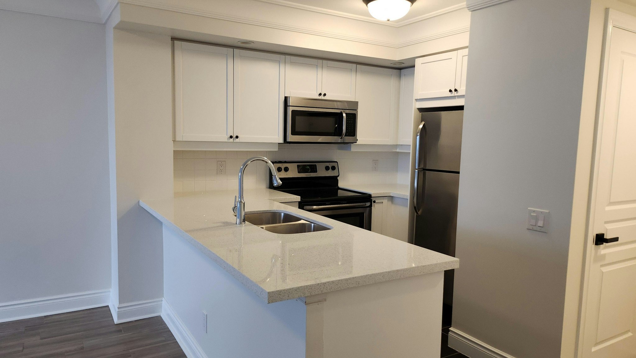 5 Northtown Way, Toronto, ON, M2N 7A1