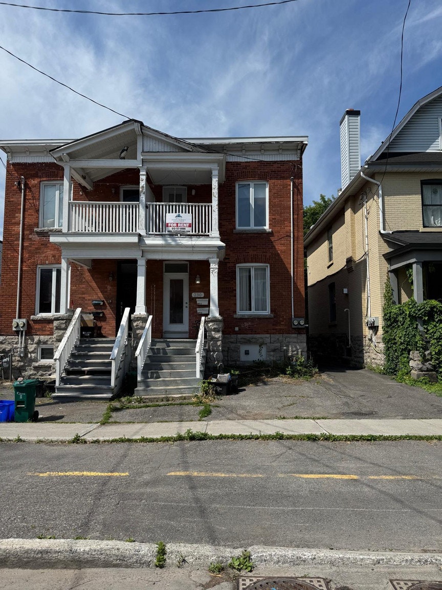 2-230 Percy Street, Ottawa, ON, K1R 6G3
