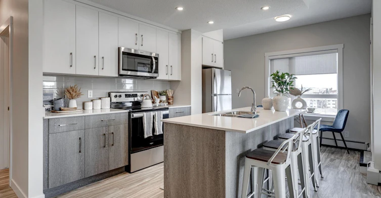 513-11009 109a Avenue, Edmonton, AB, T5H 1G6 - 12