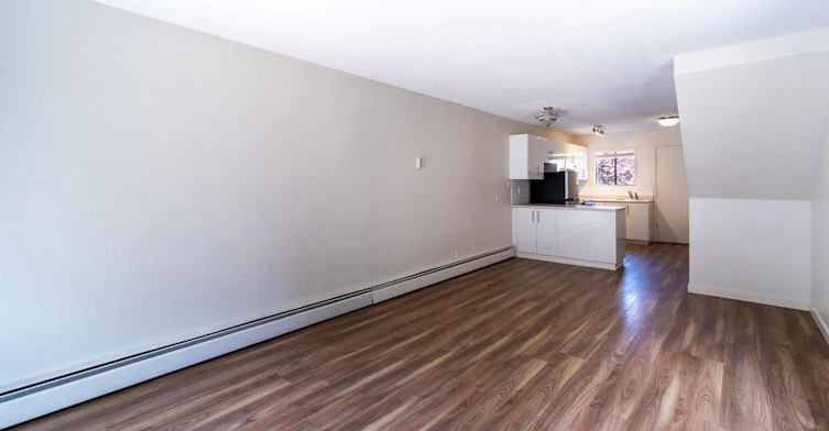 203-125 Croft Street, Victoria, BC, V8V 2E7 - 10