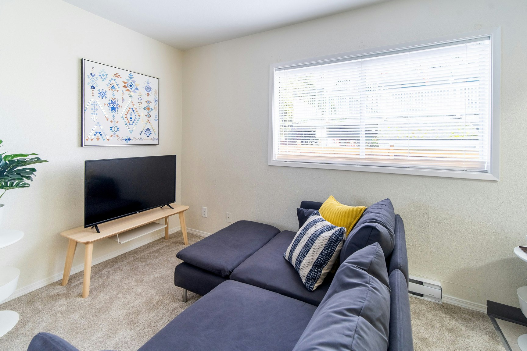 208-125 Croft Street, Victoria, BC, V8V 2E7 - 2