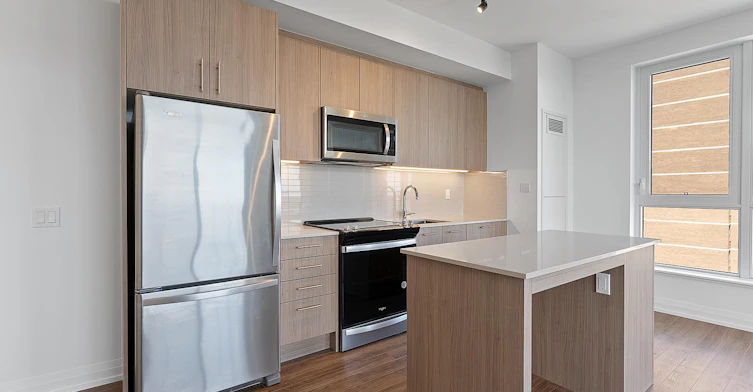 1807-286 Main Street, Toronto, ON, M4C 4X4 - 3